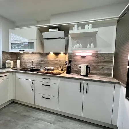 Апартаменти Zwei