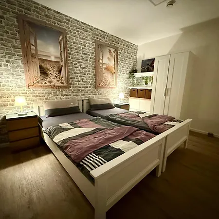 Zwei Apartment